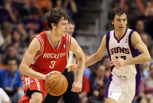 北控队在防 北控队在防