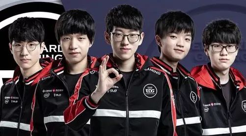 但他们在比 但他们在比