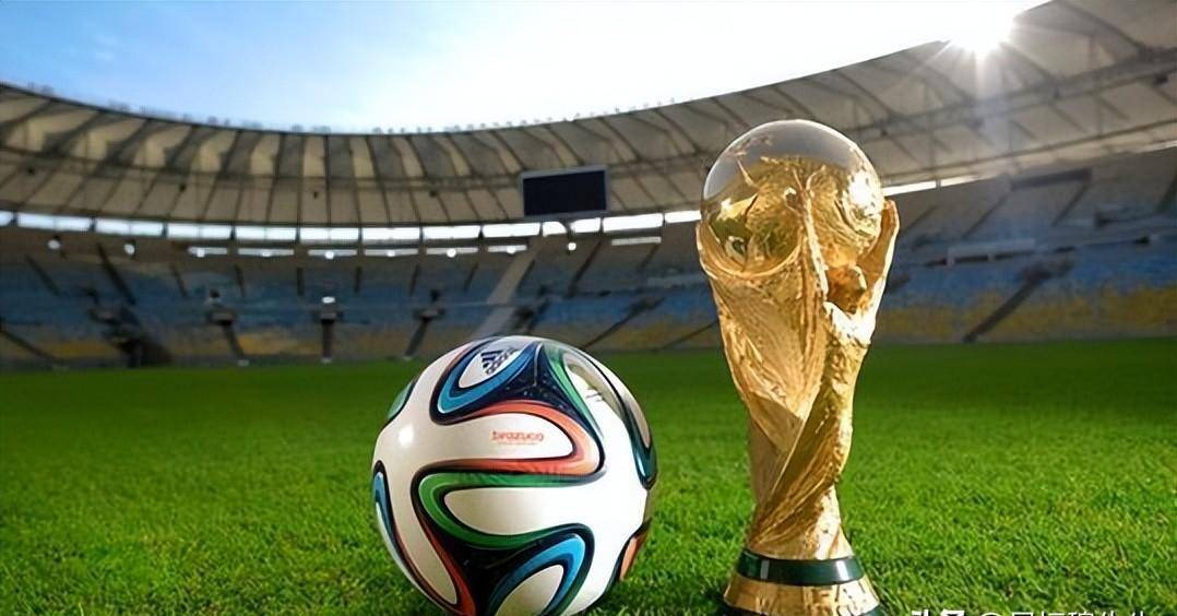 迫使快艇在 迫使快艇在